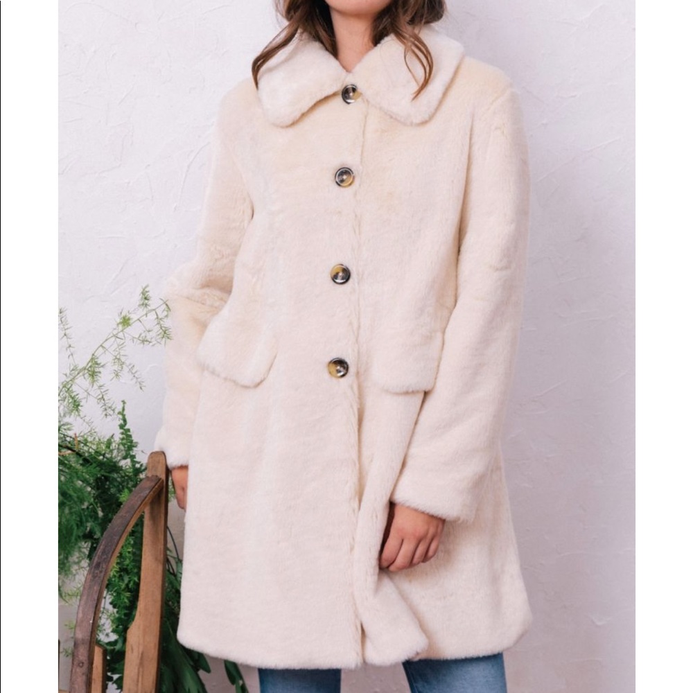 Gal meet glam coat
